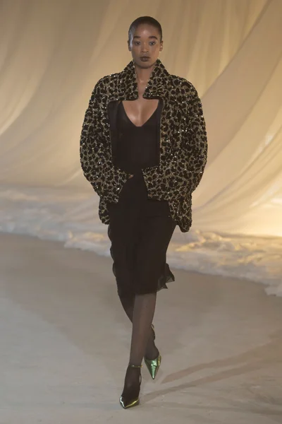 Look 31
